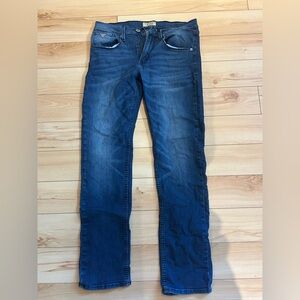 Women’s guess jeans